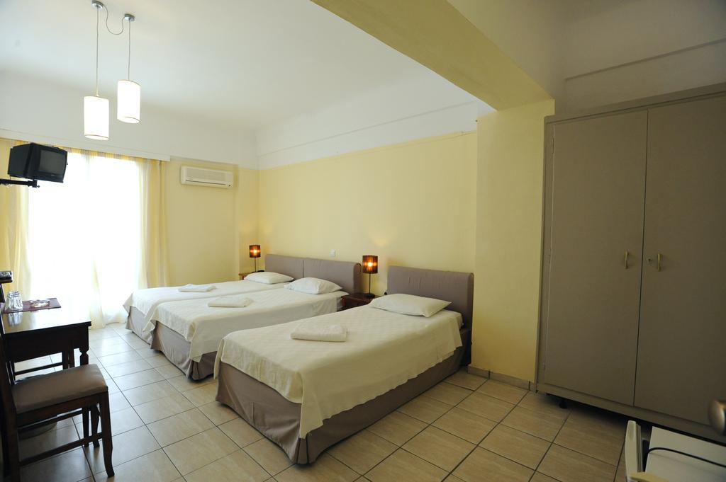 Hotel Delfinia Tínos Zimmer foto