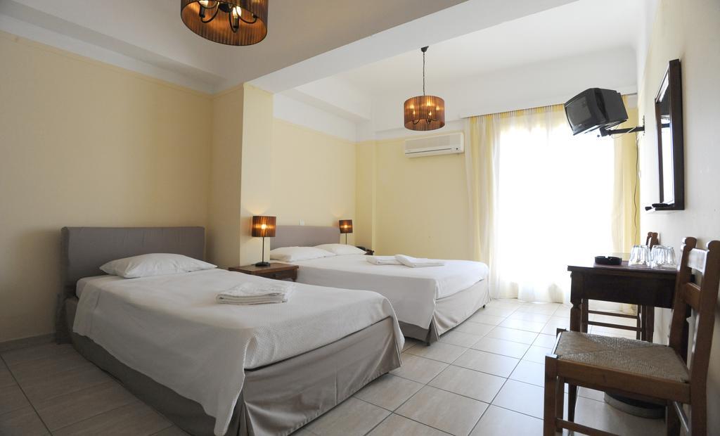 Hotel Delfinia Tínos Zimmer foto